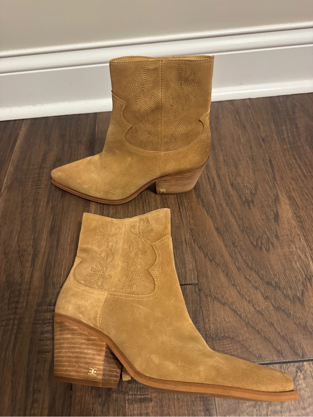 Sam Edelman Tan Suede Western Ankle Boots